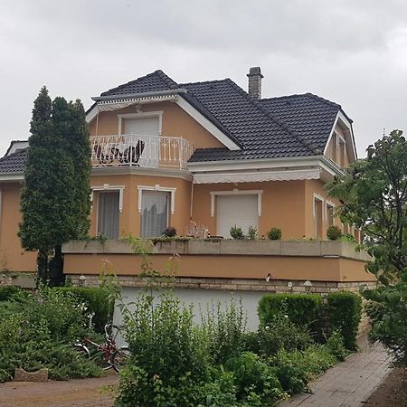 Szenczi Vendégház Bük Extérieur photo