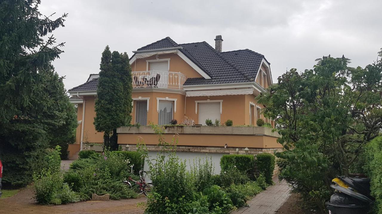 Szenczi Vendégház Bük Extérieur photo