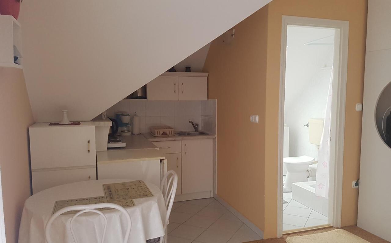 Szenczi Vendégház Bük Extérieur photo