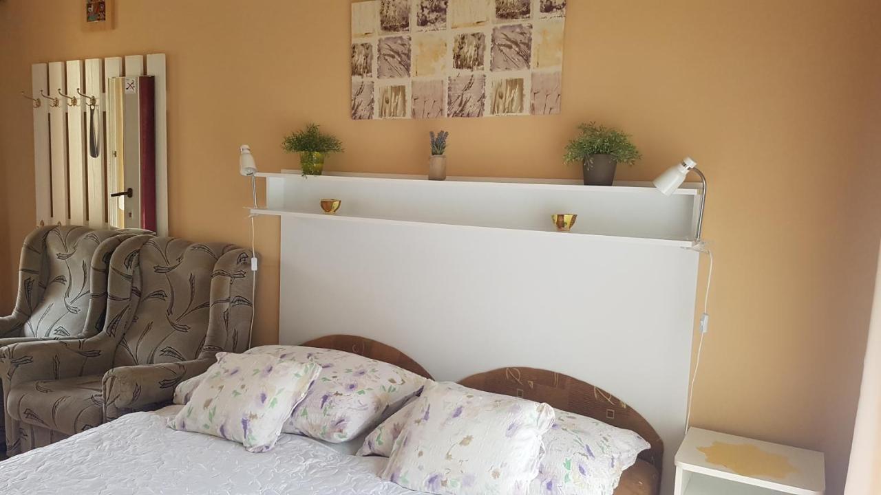 Szenczi Vendégház Bük Extérieur photo
