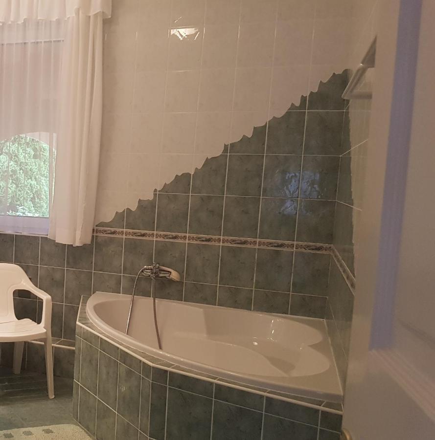 Szenczi Vendégház Bük Extérieur photo