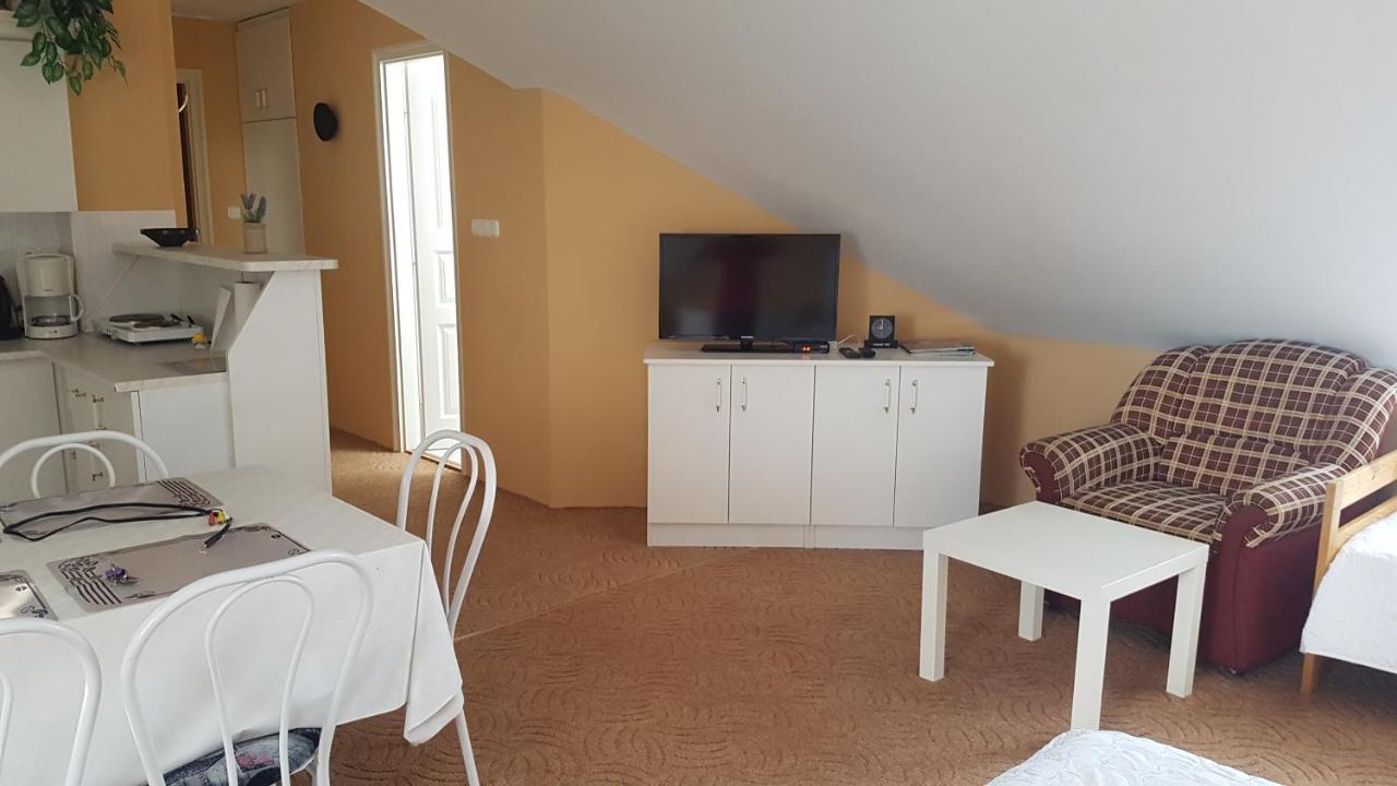 Szenczi Vendégház Bük Extérieur photo