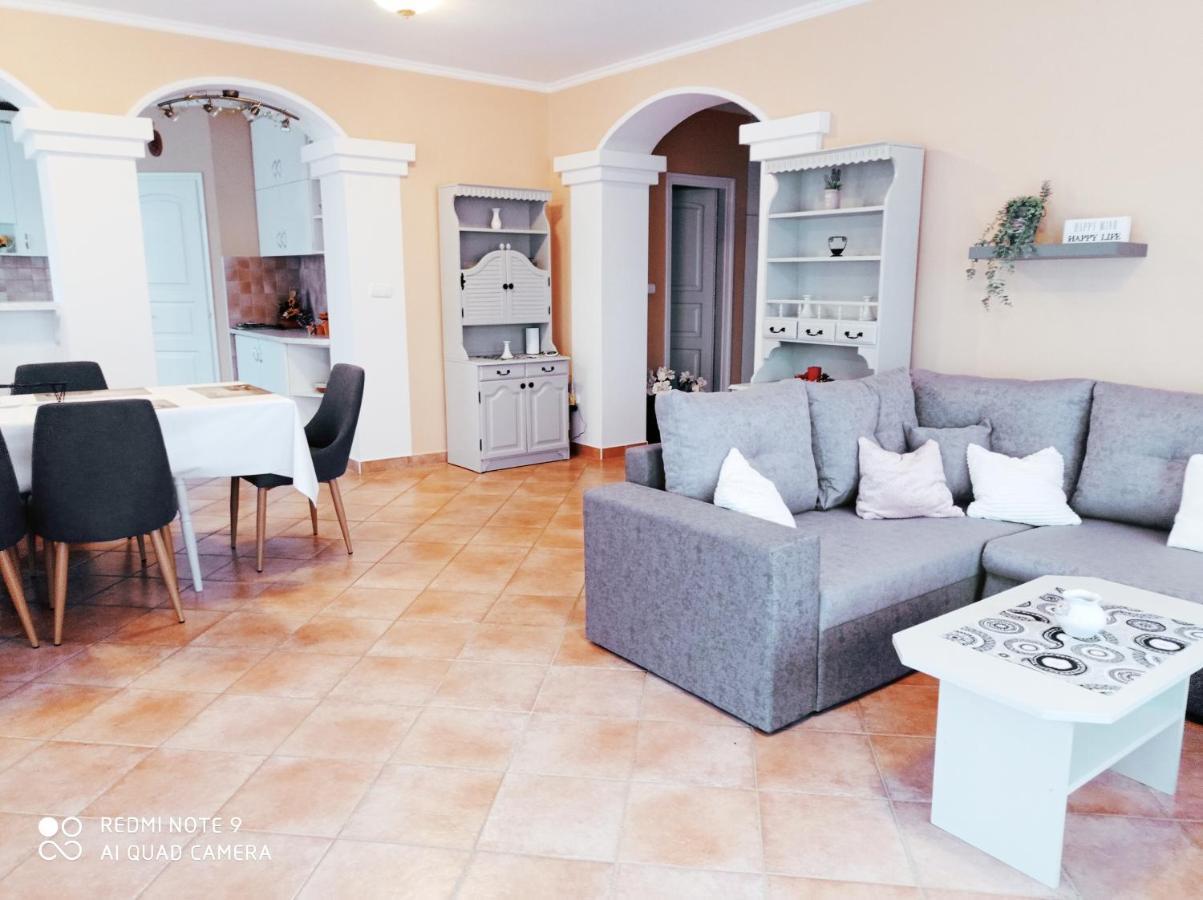 Szenczi Vendégház Bük Extérieur photo