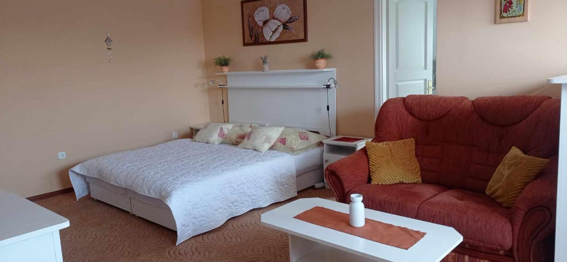 Szenczi Vendégház Bük Extérieur photo